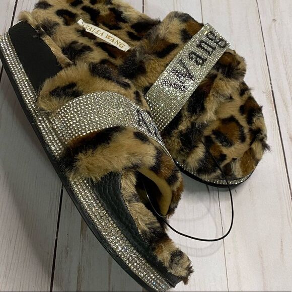 New Azalea Wang Logo Leopard Rhinestone Print Slide Sandals Size 6 - Picture 4 of 4